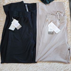 NWT vuori halo essential wideleg Long